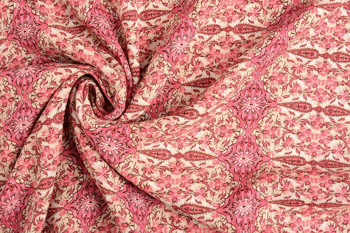 100% Viscose Elodie Fuchsia secondary textile image
