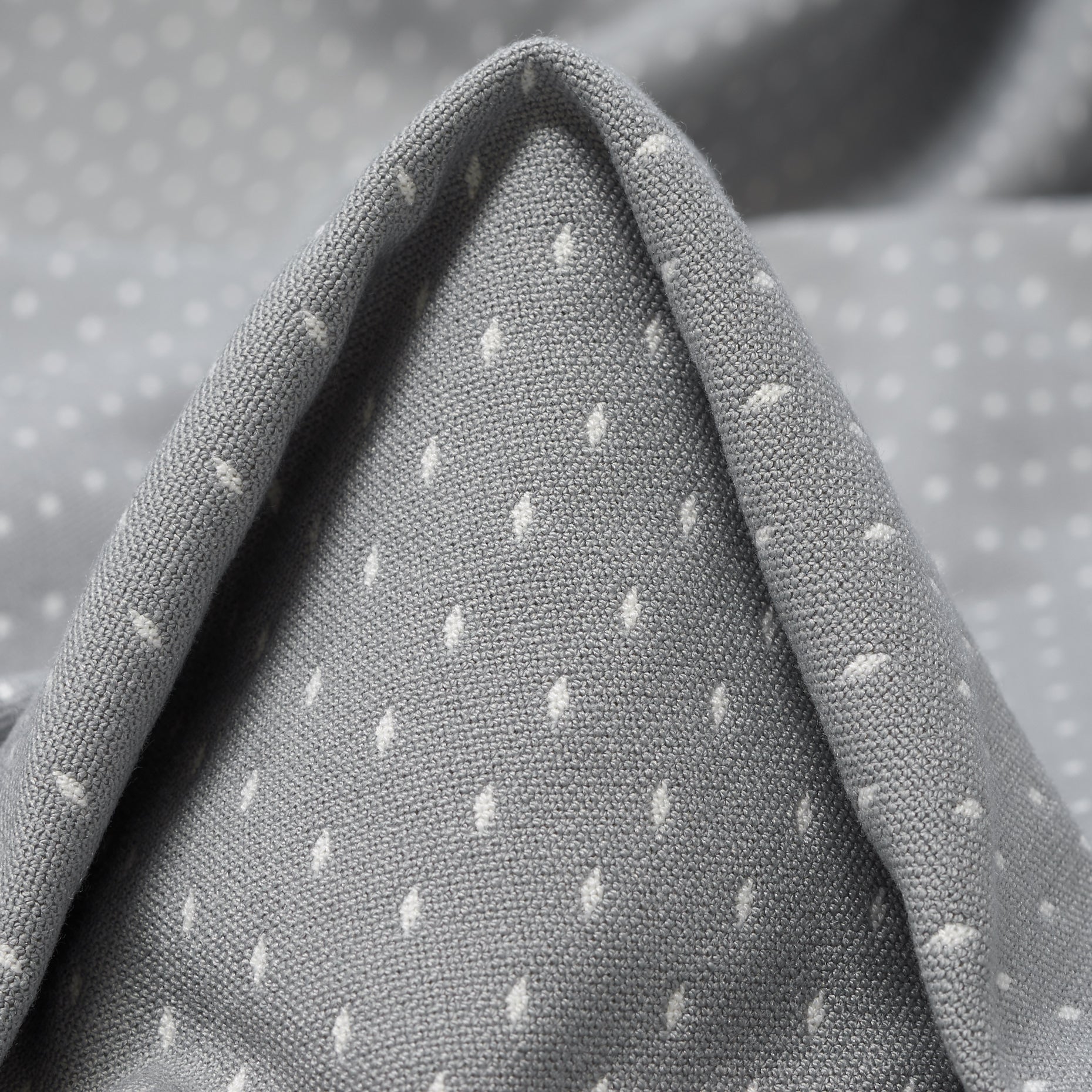 Silver Viscose Polyester Jacquard Fabric textile swatch - 62% Polyester, 33% Viscose, 5% Elastane / 575 g/m / 137 cm