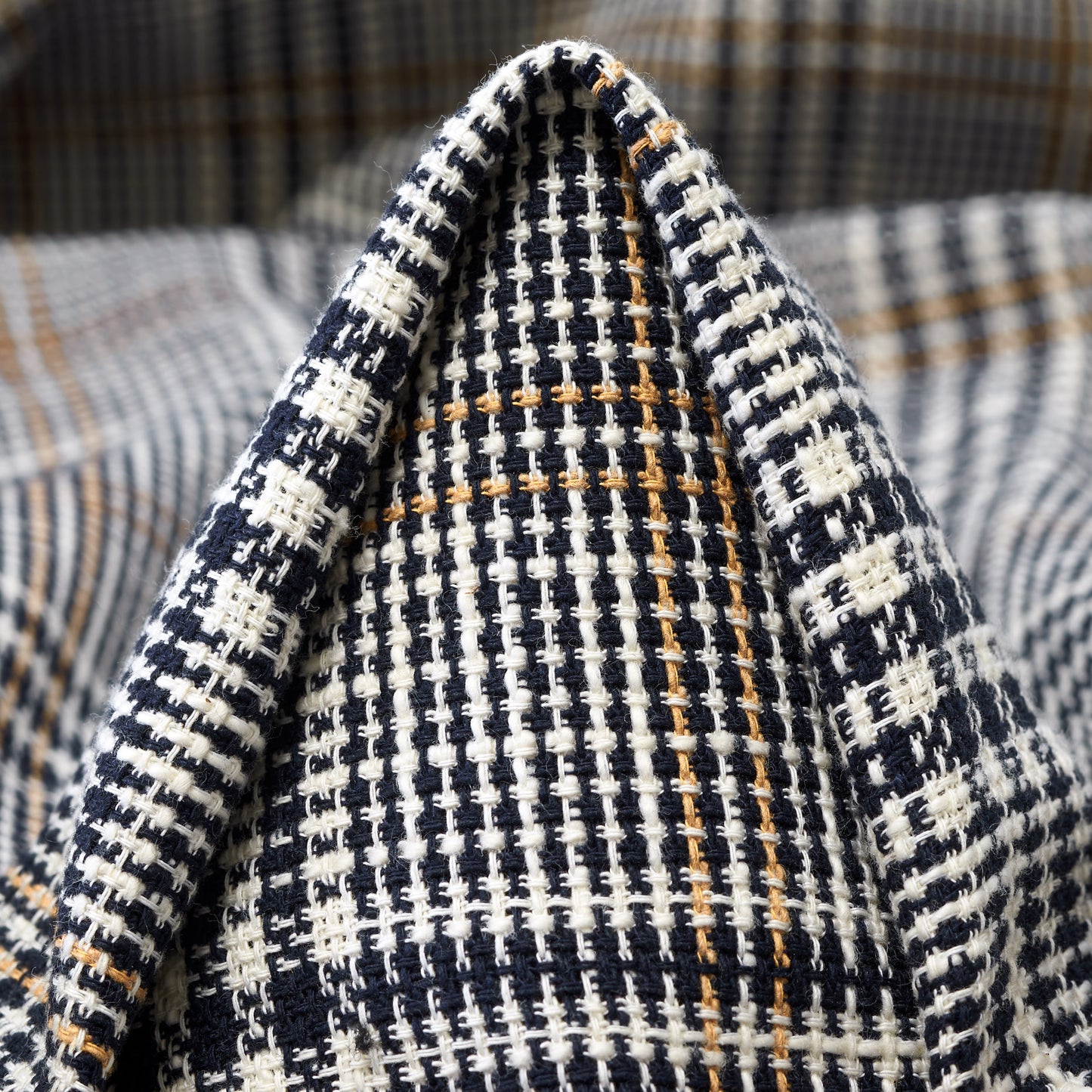 Textured Chennile Cotton Check - Marshmallow & Parisian Night textile image 1