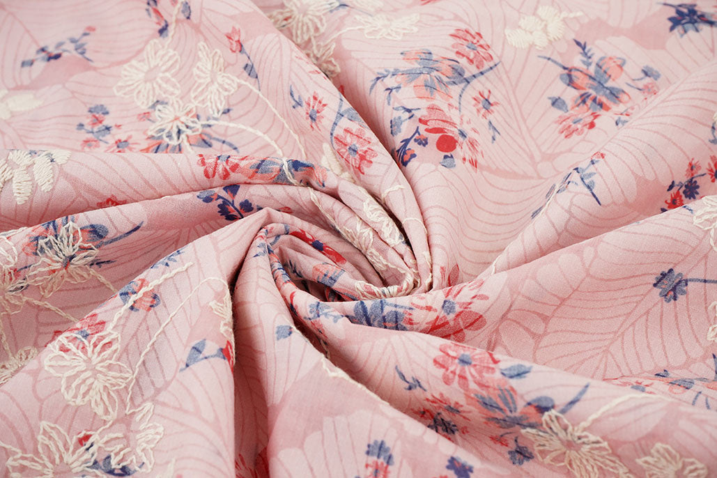 Embroidered Cotton Flowers Nola Pink - 65% Cotton 35% Polyester, ± 135 cm, ± 115 gram/m²