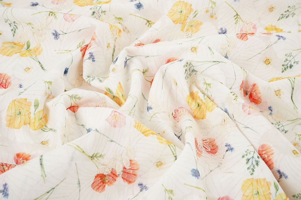 Embroidered Cotton Flowers Ruth Creme textile image 2
