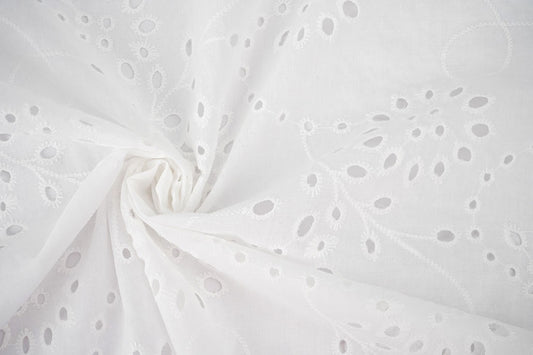 Embroidery Cotton Ena Creme - 100% Cotton, ± 130-135 cm, ± 110-130 gram/m²