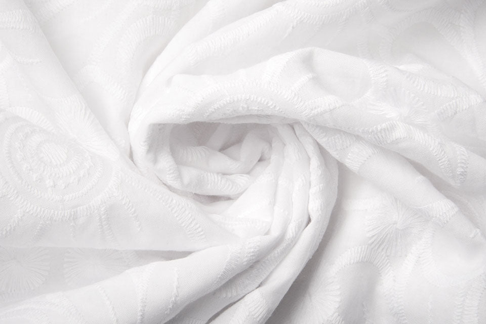 Embroidery Cotton Fleur White - 100% Cotton, ± 130 cm, ± 130 gram/m²