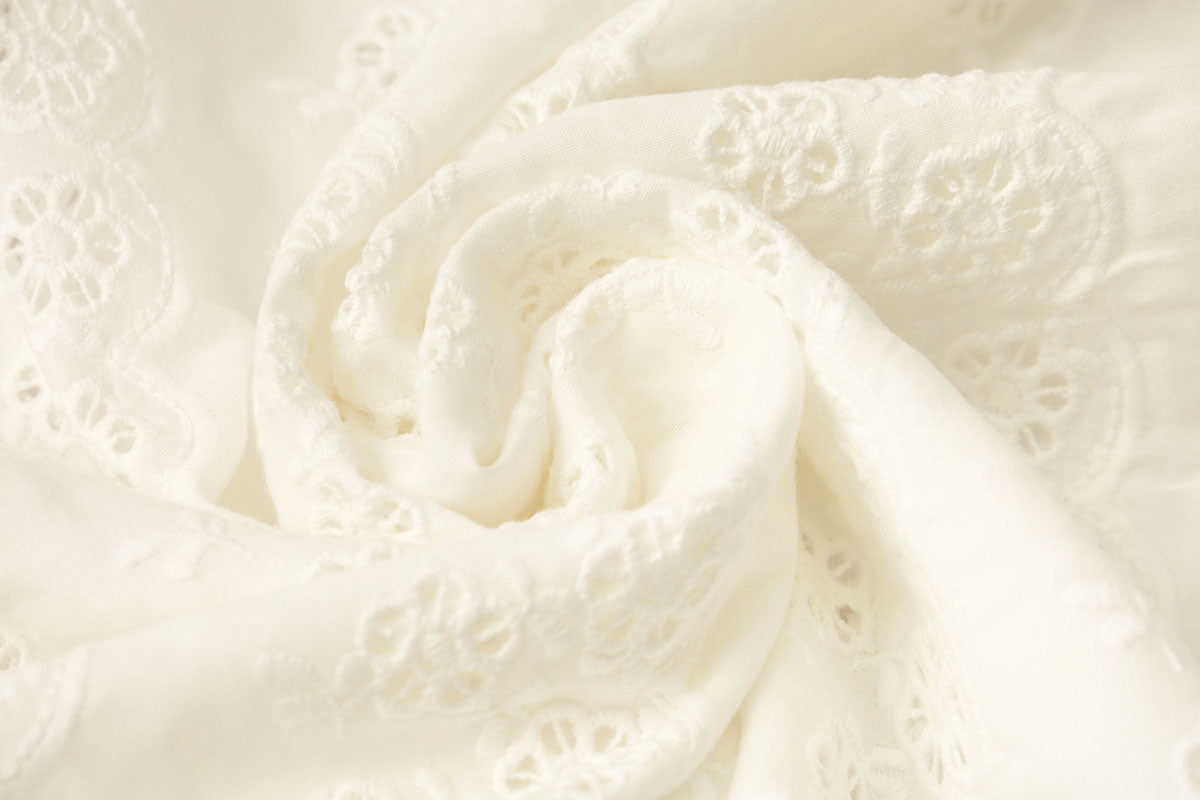 Embroidery Cotton Kirsty Creme textile image 2