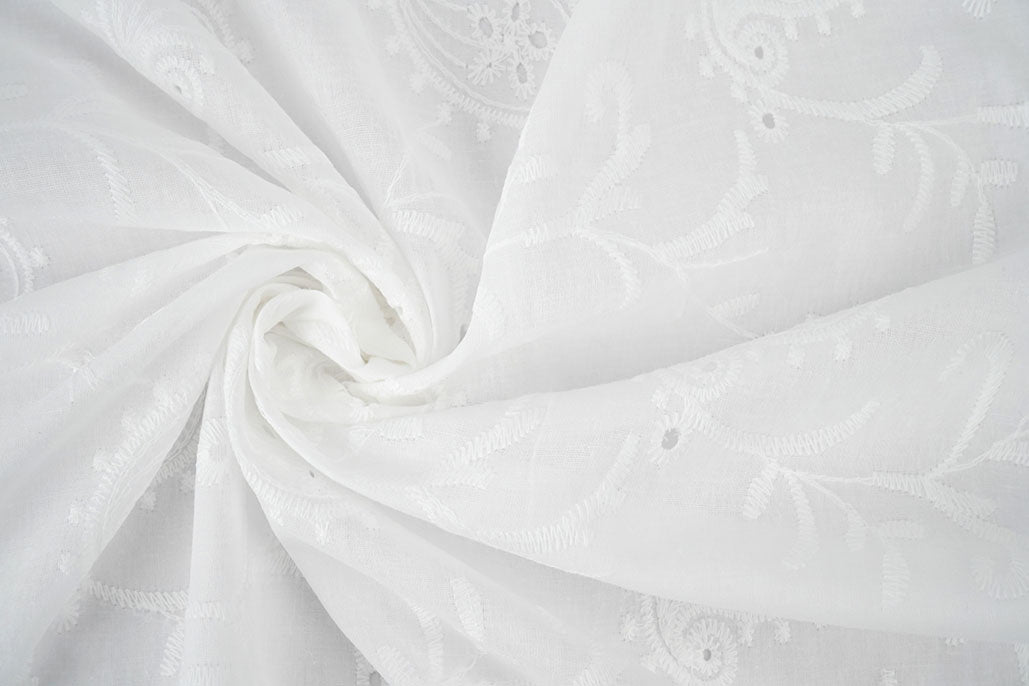 Embroidery Cotton Mae Creme - 100% Cotton, ± 130-135 cm, ± 110-130 gram/m²
