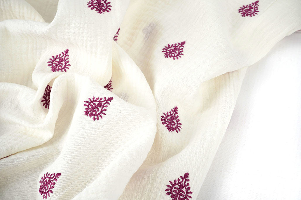 Double Gauze Embroidery Ornament textile image 4