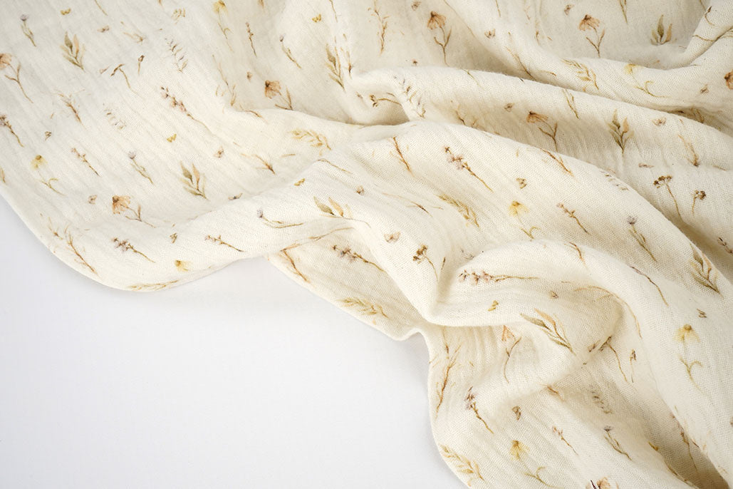 Double Gauze Wild Flowers Natural - 100% Cotton, ± 130 cm, ± 130 gram/m²